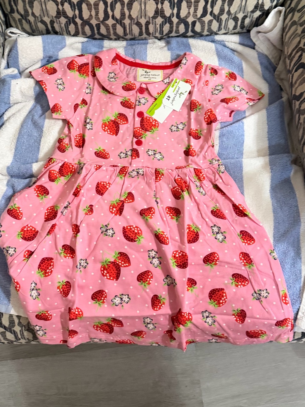 NWT Jumping Meters Size 4t Strawberry Print Short Sleeve Dress Peter Pan Collar